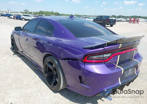2019 Dodge Charger Scat Pack Rwd z USA, uszkodzony, nr VIN 2C3CDXGJ0KH668120